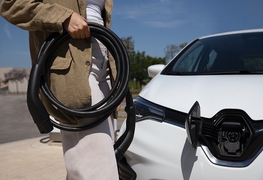 Hyundai Join Hands with Charge Zone For high-speed EV chargers